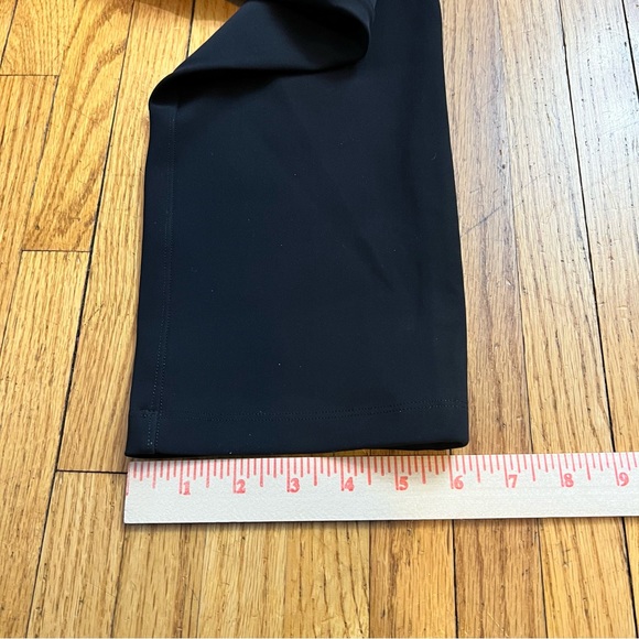 Lululemon On The Move Pants  Womens Size 4 Stretch Black Pockets Meas 27x27.5 - Picture 9 of 11